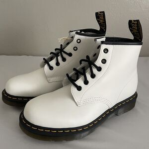Dr. Martens 101 Yellow Stitch White Smooth Leather Ankle Boots Women’s 8 Men’s 7